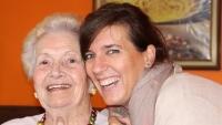 seniorky grandma-2637457 1280